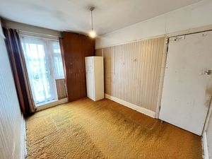 Photo 16- click for photo gallery